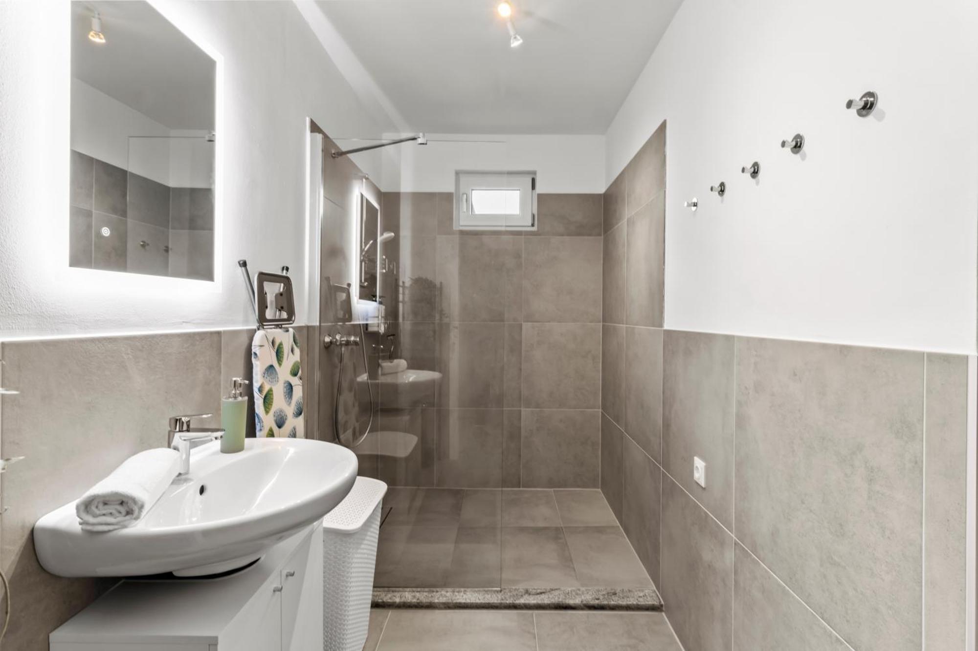 Appartement Noblenest Deluxe - Massage - Kaffee - Arbeitsplatz *