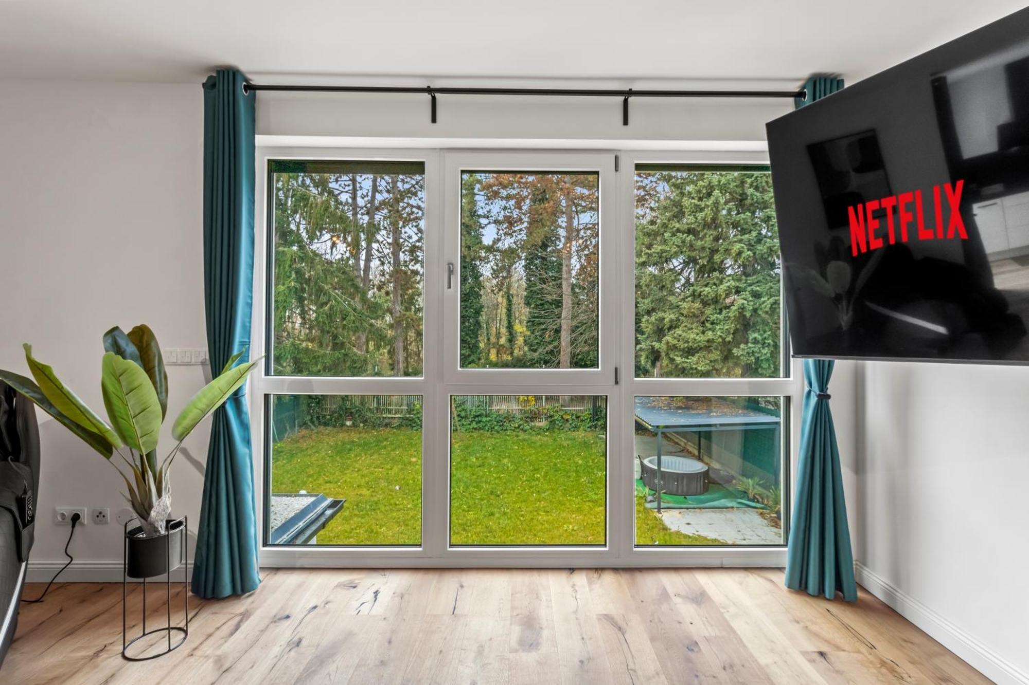 Noblenest Deluxe - Massage - Kaffee - Arbeitsplatz Apartamento